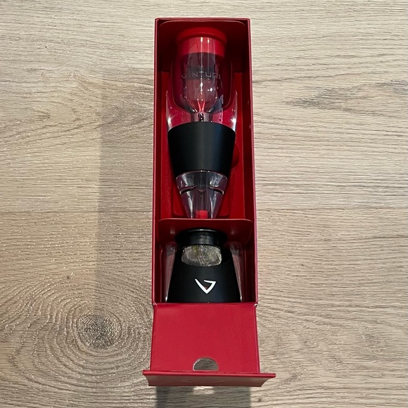 NEW Vinturi Wine Aerator with stand and cleaning kit. - Picture 5 of 5